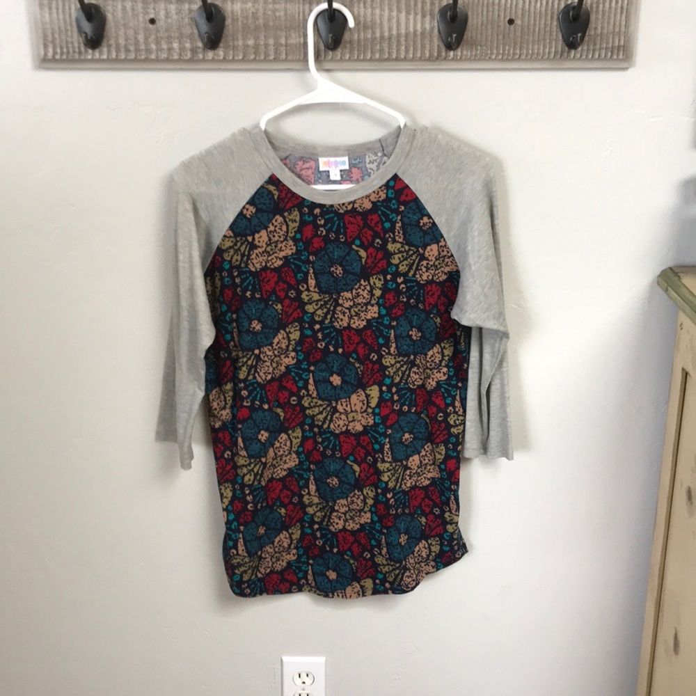 LulaRoe shirt
